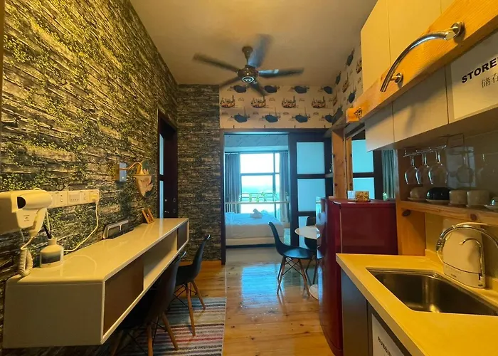Jb Country Garden Danga Bay By J Agape Homestay