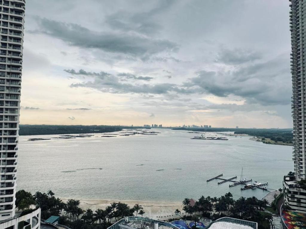 Jb Country Garden Danga Bay By J Agape Apartment *