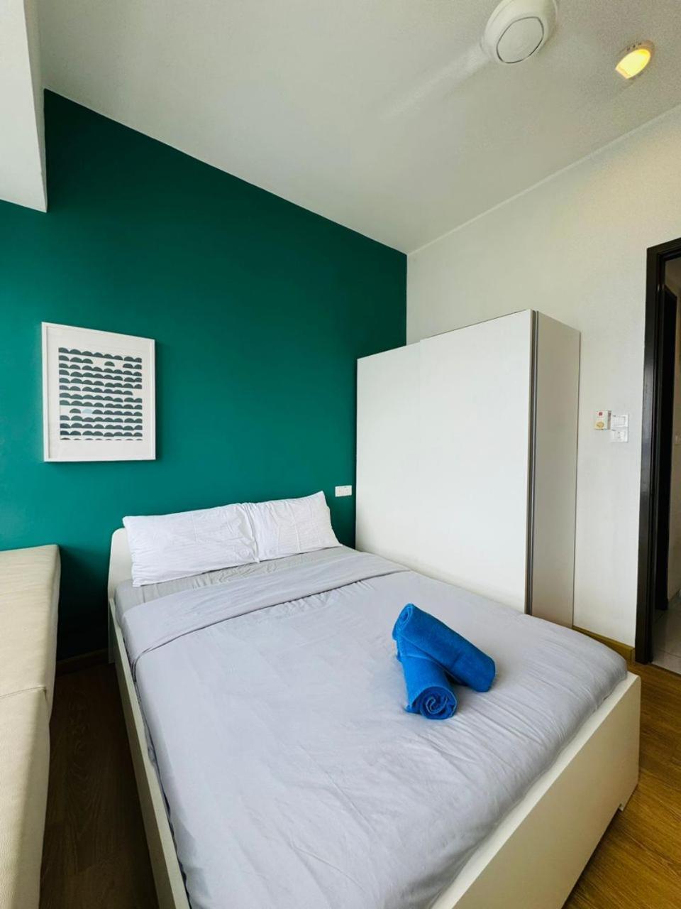 Apartment Jb Country Garden Danga Bay By J Agape