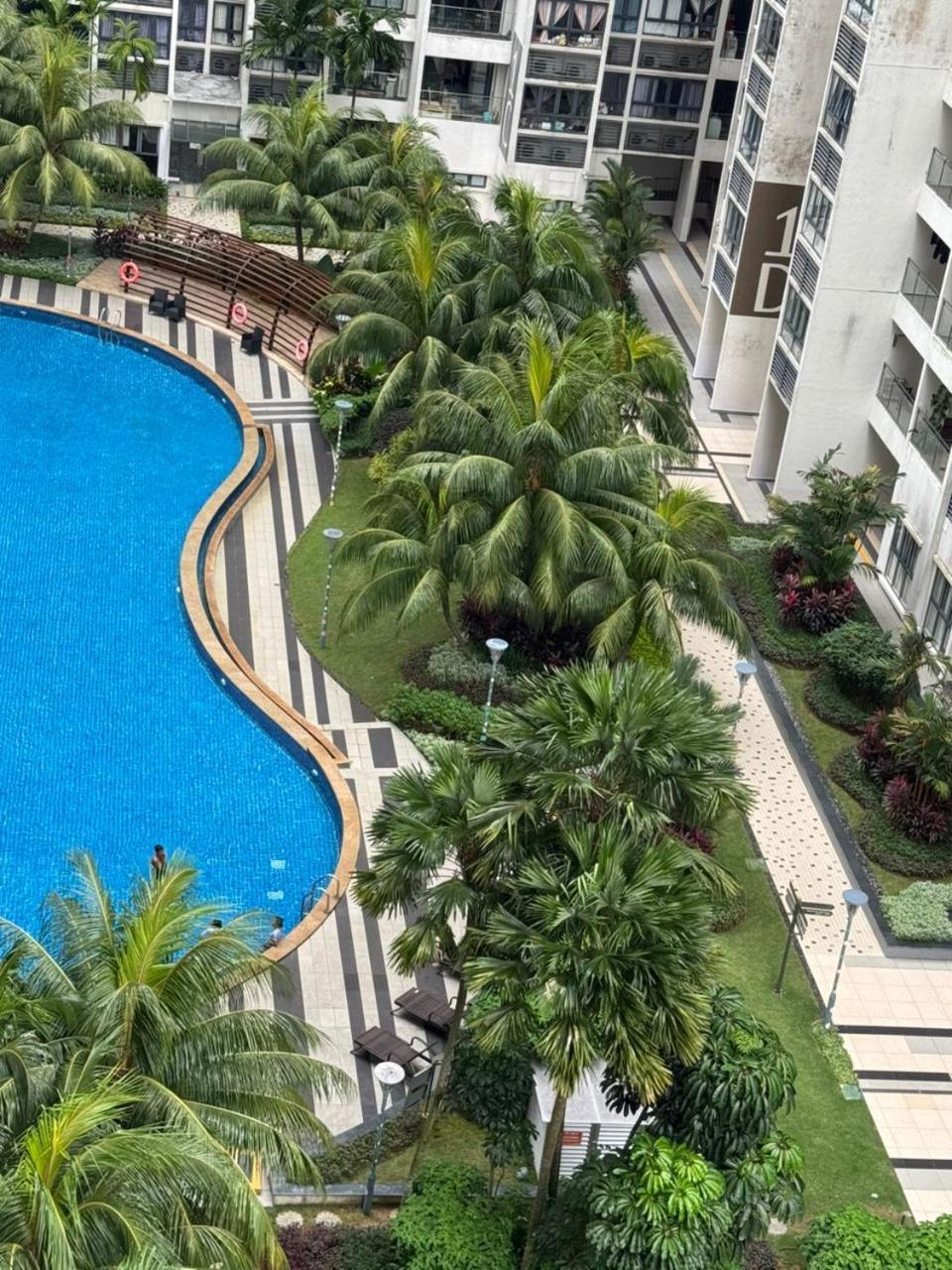 Jb Country Garden Danga Bay By J Agape Apartment